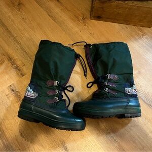Sorel vintage Green and Purple Winter snow Boots